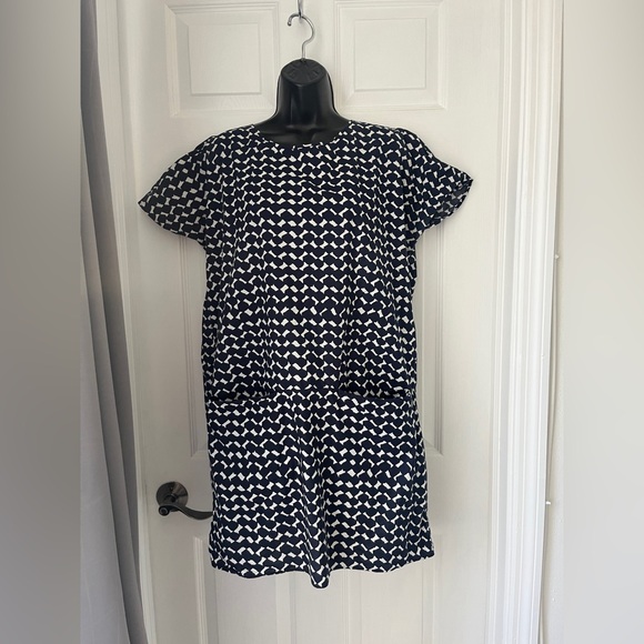 COS Dresses & Skirts - COS A-line Dress Lagenlook Geometric Print front pockets 100% Cotton sz XS